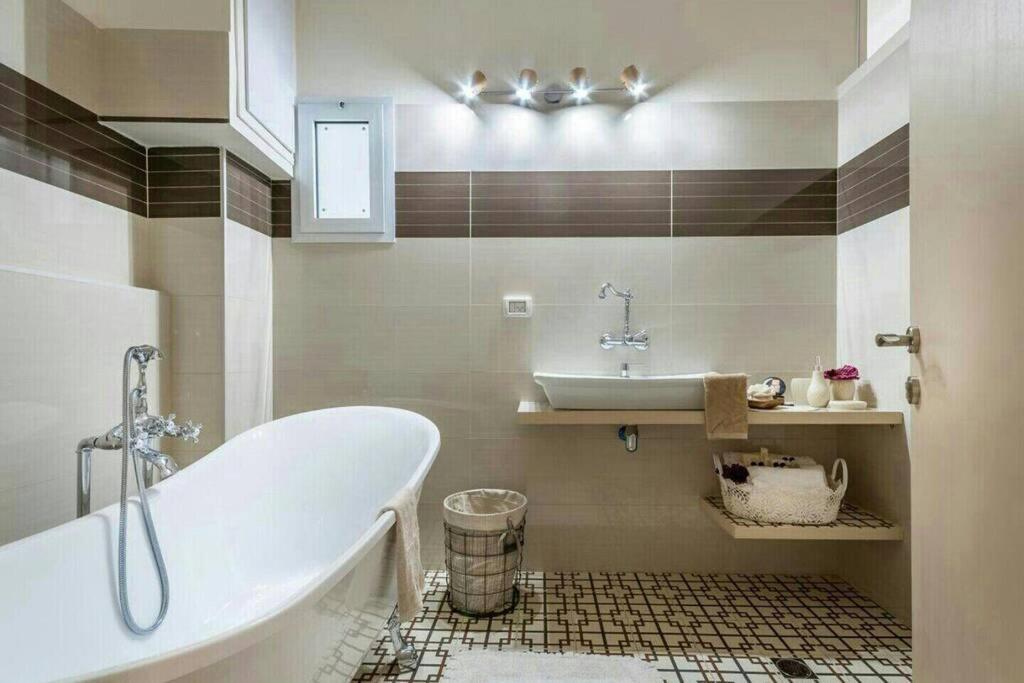 Willa Private House 5 Bdr In Mamilla Up To 12 People ! Jerozolima Zewnętrze zdjęcie